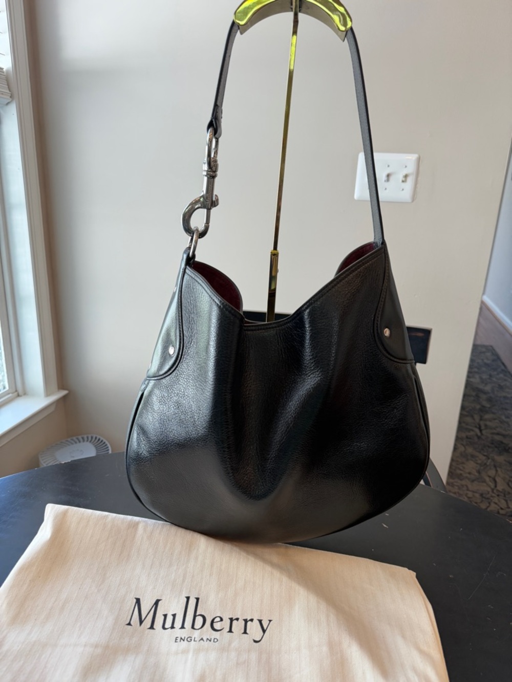Mulberry Hackney Shoulder Bag Black High Shine Leather Silver Hardware w Insert